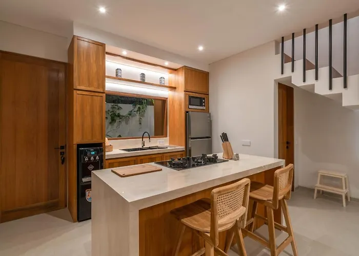 Loulou Bali - Brand New Tropical 3br Next To