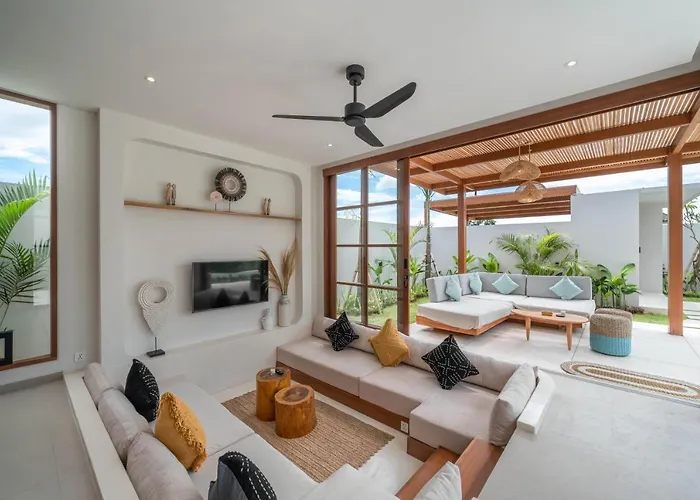 Loulou Bali - Brand New Tropical 3br Next To