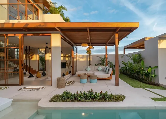 Loulou Bali - Brand New Tropical 3br Next To