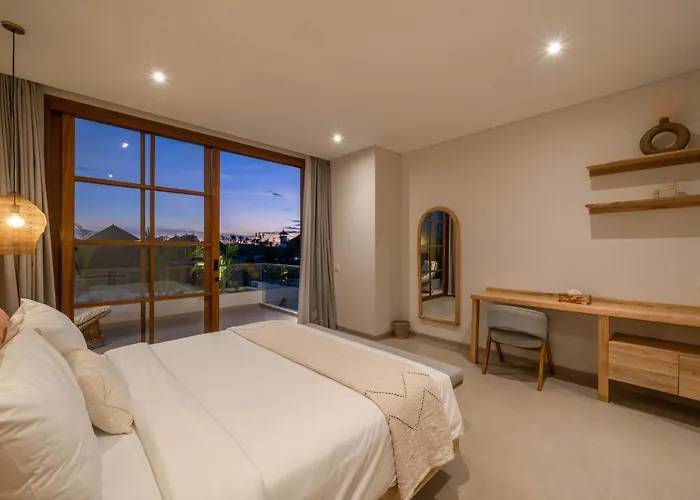 Loulou Bali - Brand New Tropical 3br Next To