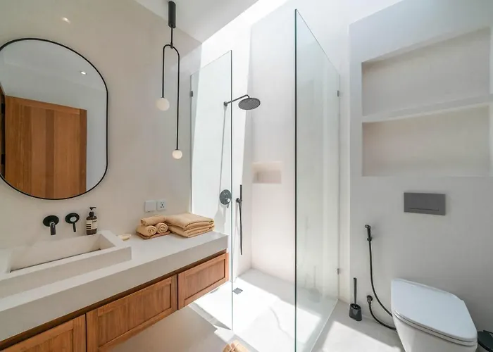 Loulou Bali - Brand New Tropical 3br Next To チャングー