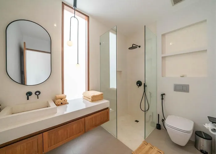 Loulou Bali - Brand New Tropical 3br Next To * チャングー